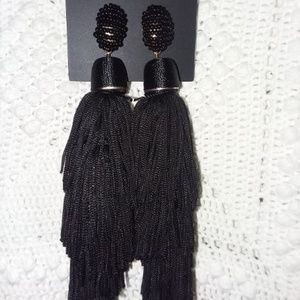 New York & Co black tassel earrings